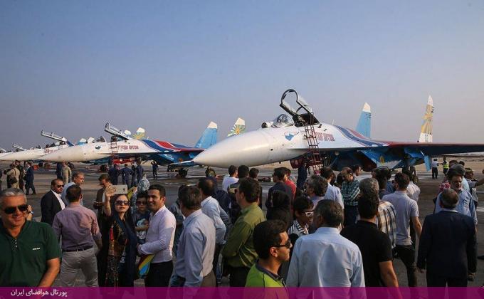گزارش تصویری از پروازهای نمایشی در هشتمین نمایشگاه بین‌المللی هوایی ایران