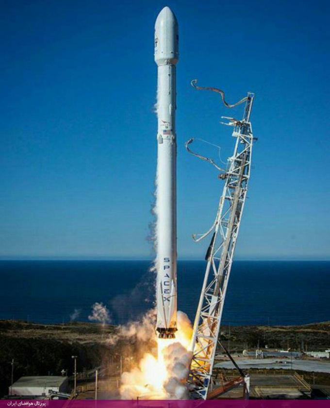 پرتاب موفقیت‌آمیز موشک فالکون 9 شرکت اسپیس ایکس حامل 10 ماهواره/فرود موفقیت‌آمیز بر روی سکویی در اقیانوس آرام