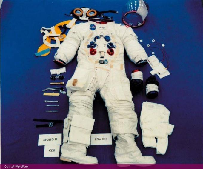 در جشن پنجاهمین سالگرد سفر به ماه: لباس «نیل آرمسترانگ» به نمایش گذاشته می‌شود