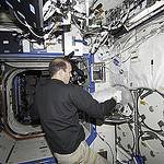 Rick Mastracchio Removes a Science Freezer Tray